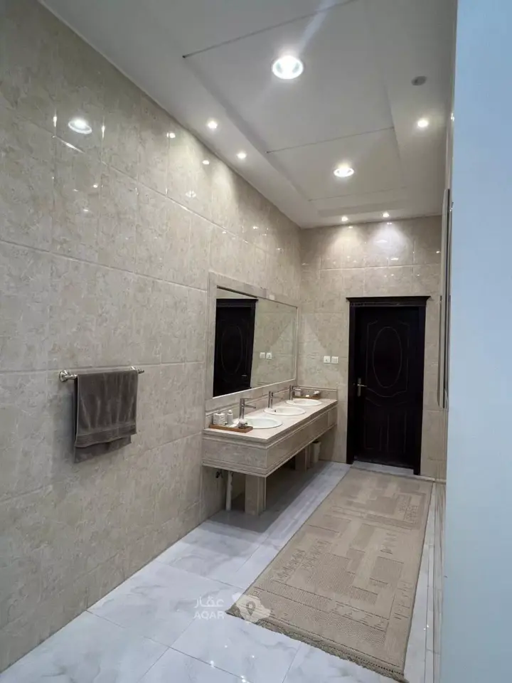4 bedroom villa in Ash Sharq, Riyadh 14