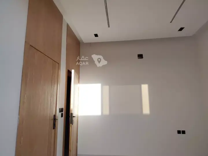 7 bedroom villa in An Nadhim, Riyadh 3