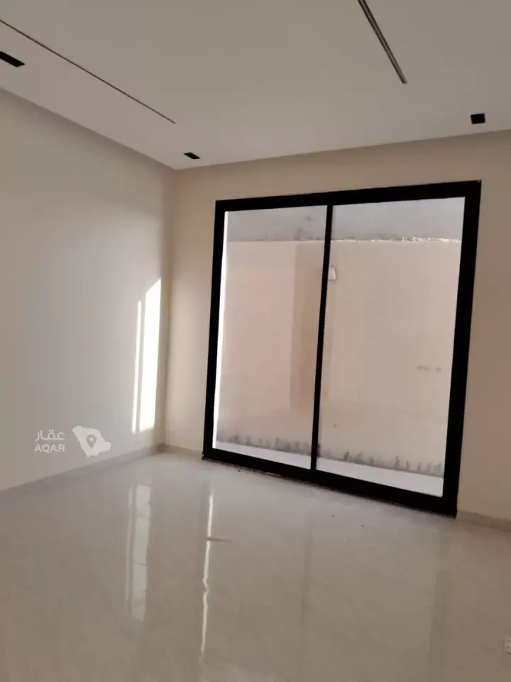 7 bedroom villa in An Nadhim, Riyadh 6