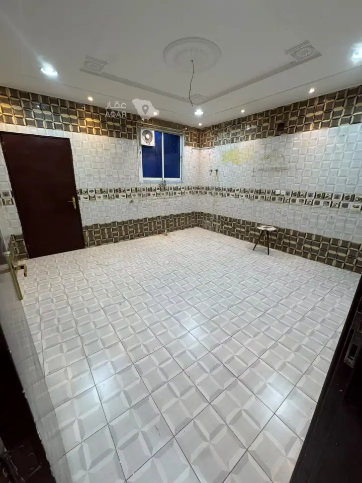 3 bedroom villa in Tuwaiq, Riyadh 15