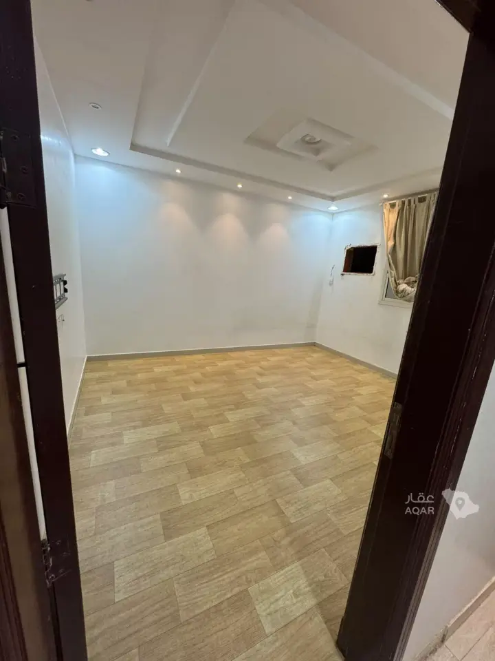 3 bedroom villa in Tuwaiq, Riyadh 10