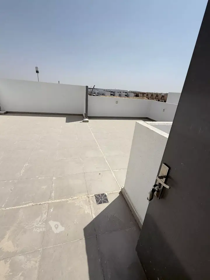 4 bedroom villa in Al Aridh, Riyadh 7