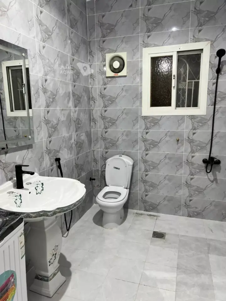 2 bedroom apartment in Al Washaa’, Taif 11