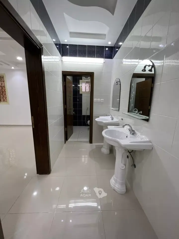 4 bedroom apartment in Al Wisam, Taif 8