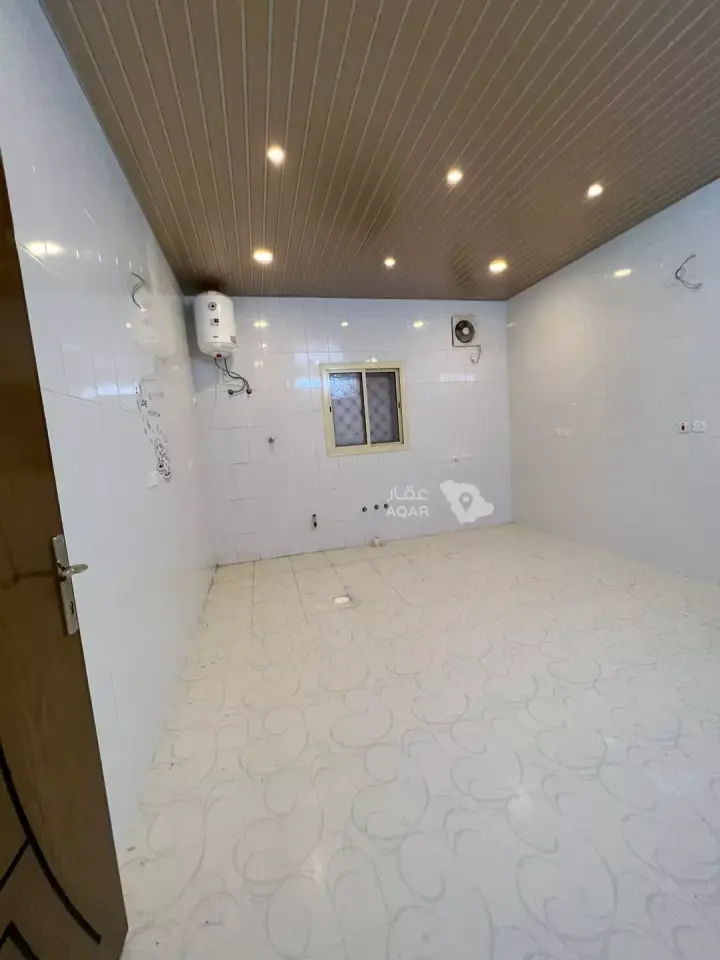 4 bedroom apartment in Al Wisam, Taif 6