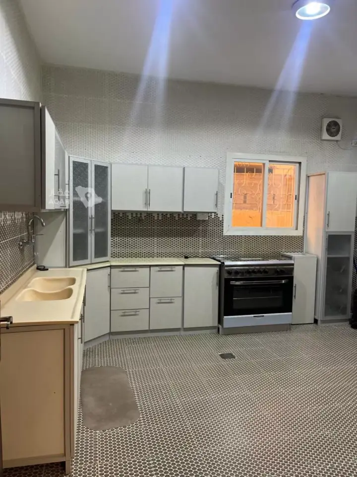 2 bedroom apartment in Jabrah, Taif 3