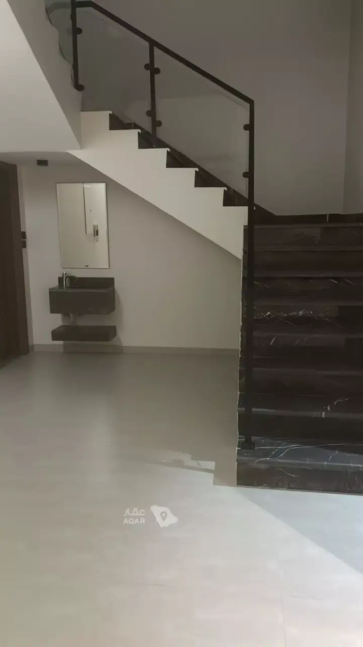 5 bedroom villa in As Saadah, Riyadh 7