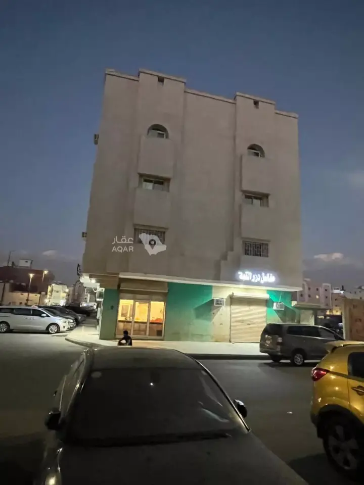 21 bedroom building in Al Rayah, Madinah 4