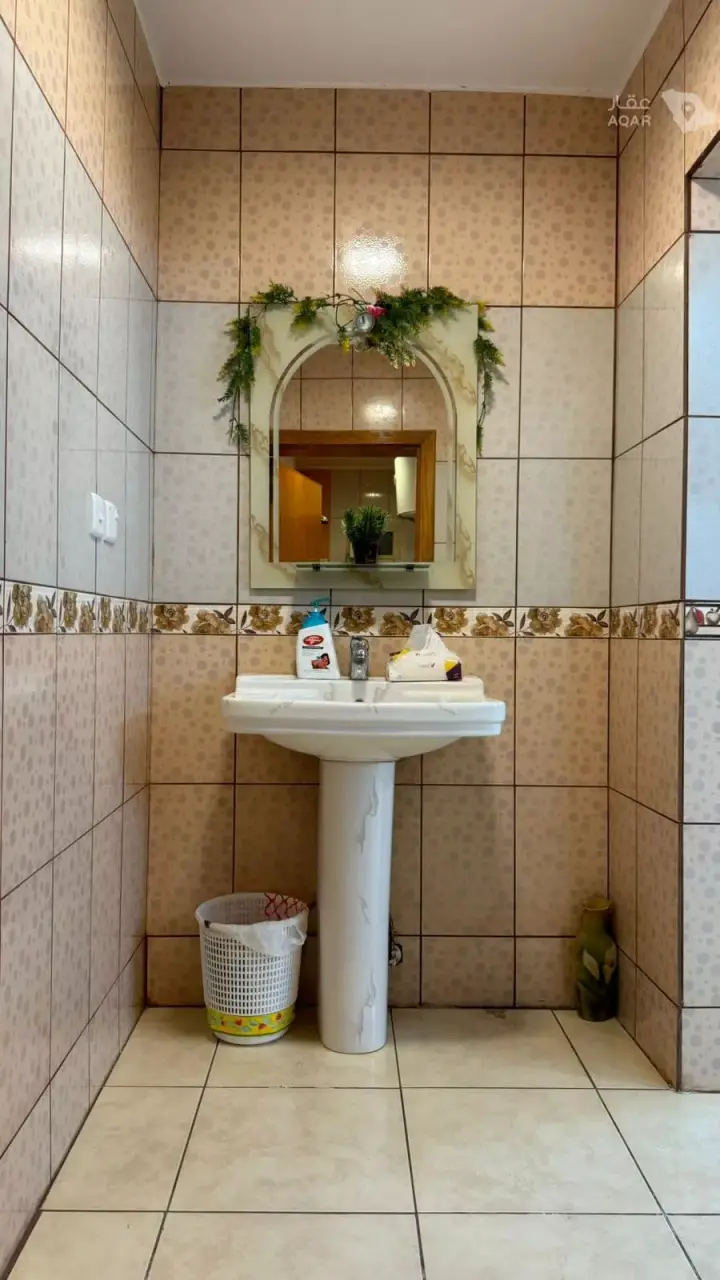 2 bedroom apartment in Al Arin, Abha 3