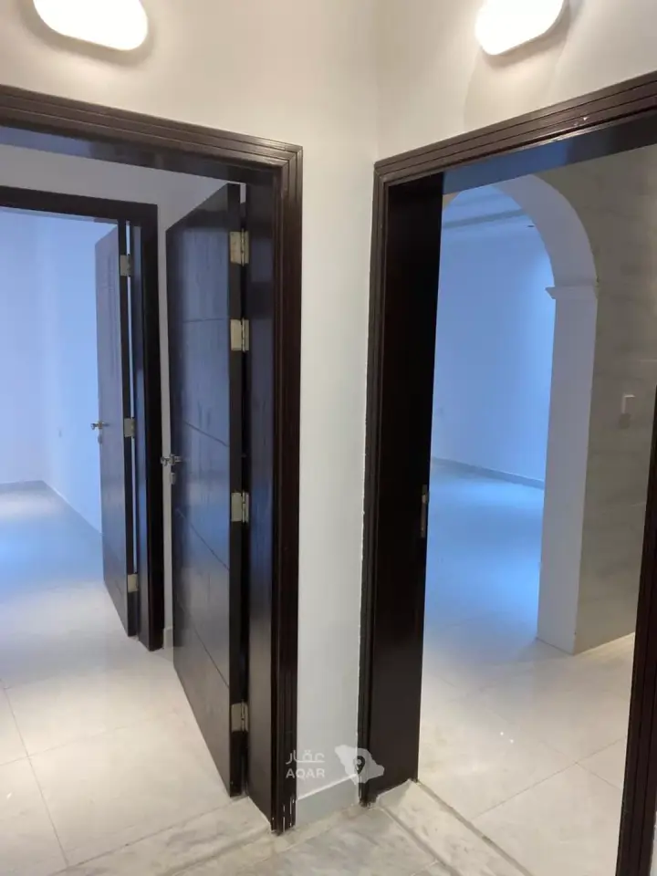 4 bedroom apartment in Ar Riyadh, Jeddah 5