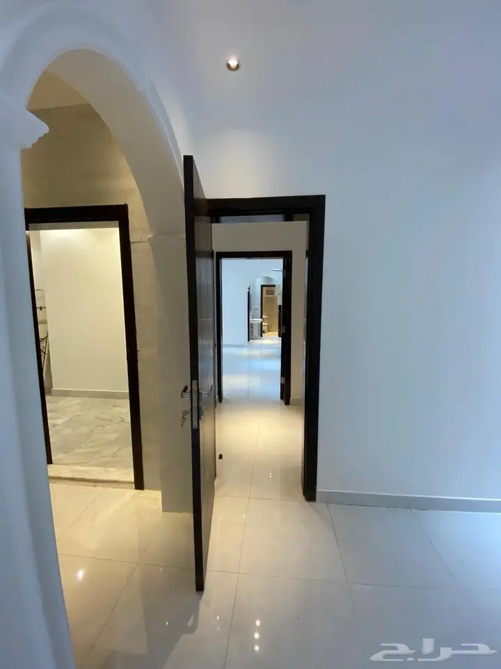 4 bedroom apartment in Ar Riyadh, Jeddah 6