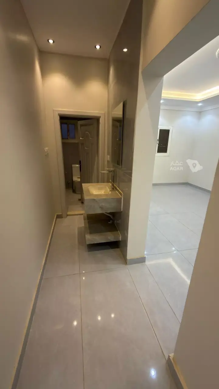 4 bedroom apartment in Al Sanabel, Jeddah 8
