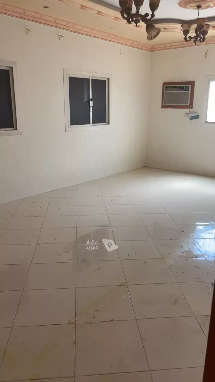 4 bedroom apartment in Jabrah, Taif 5