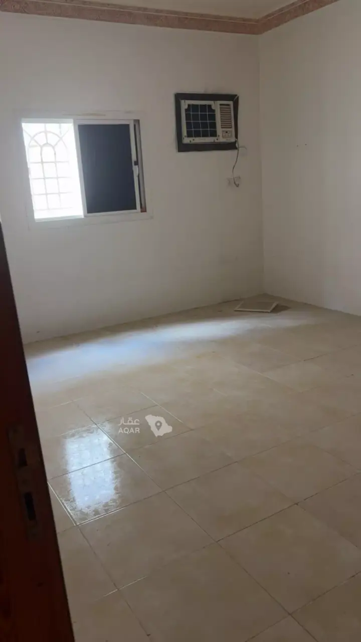 4 bedroom apartment in Jabrah, Taif 2