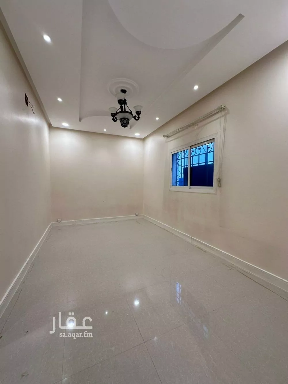 3 bedroom floor in Al Yarmouk 5