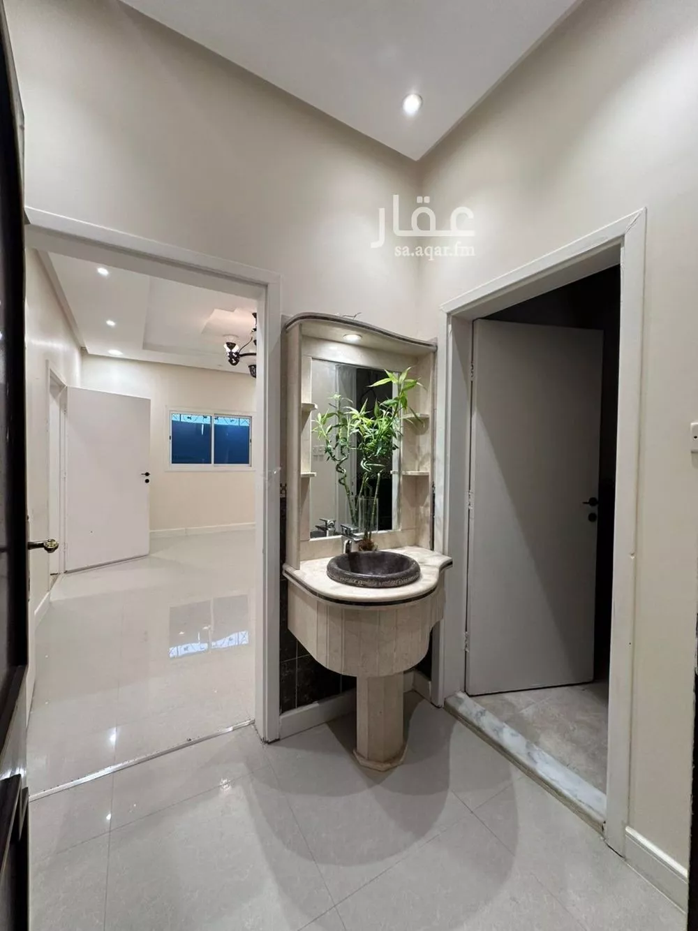 3 bedroom floor in Al Yarmouk 10