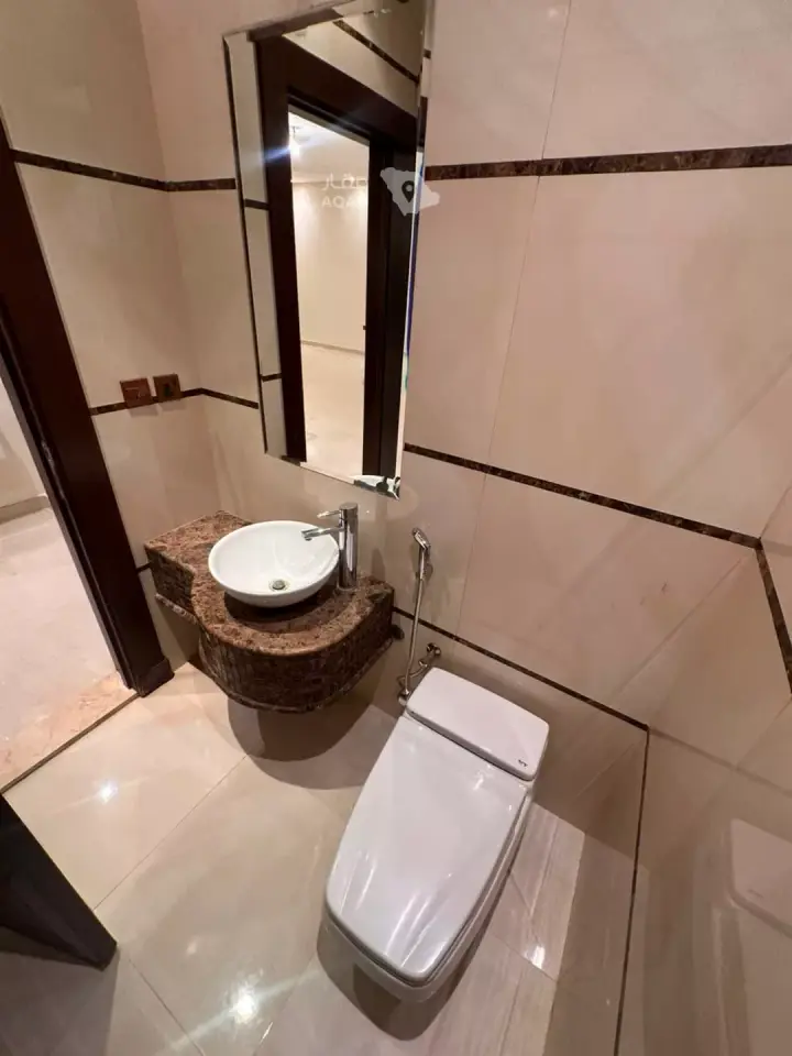 3 bedroom villa in Al Nakheel, Riyadh 5