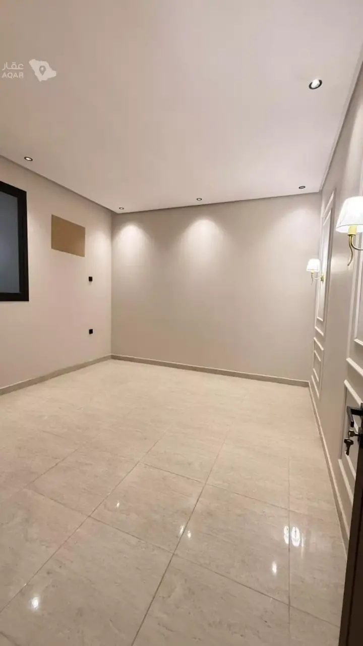 3 bedroom apartment in As Suways, Jazan 2