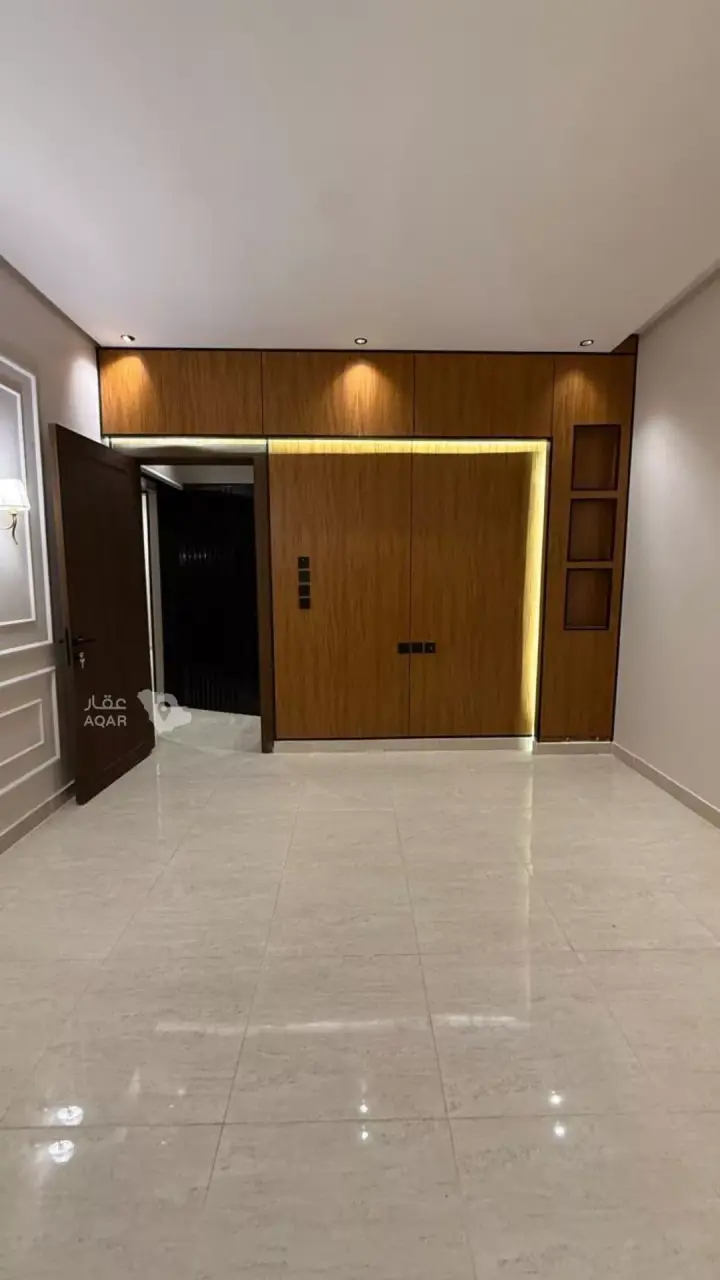 3 bedroom apartment in As Suways, Jazan 6