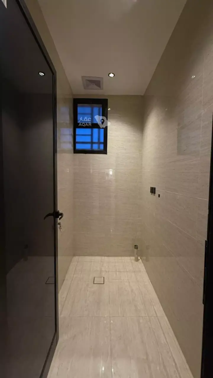 3 bedroom apartment in As Suways, Jazan 9