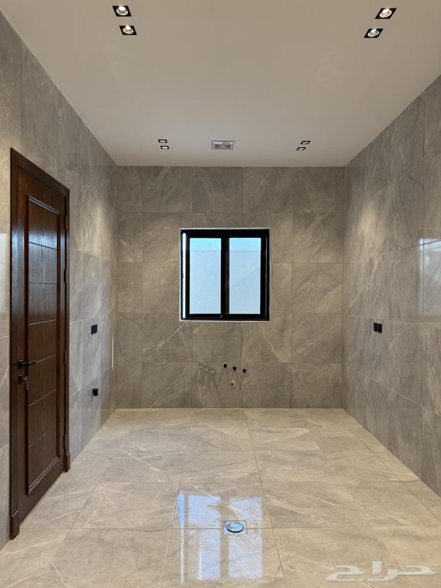 5 bedroom villa in Qasr Al Khaleej, Eastern Province 14