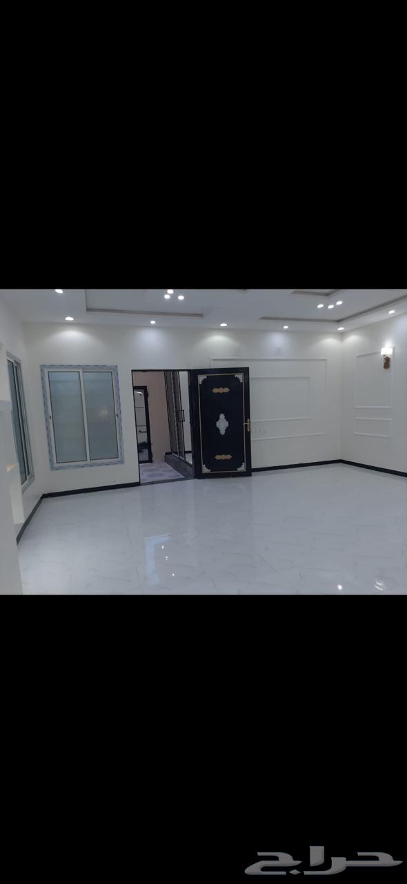 فيلا 9 غرف في طويق 20