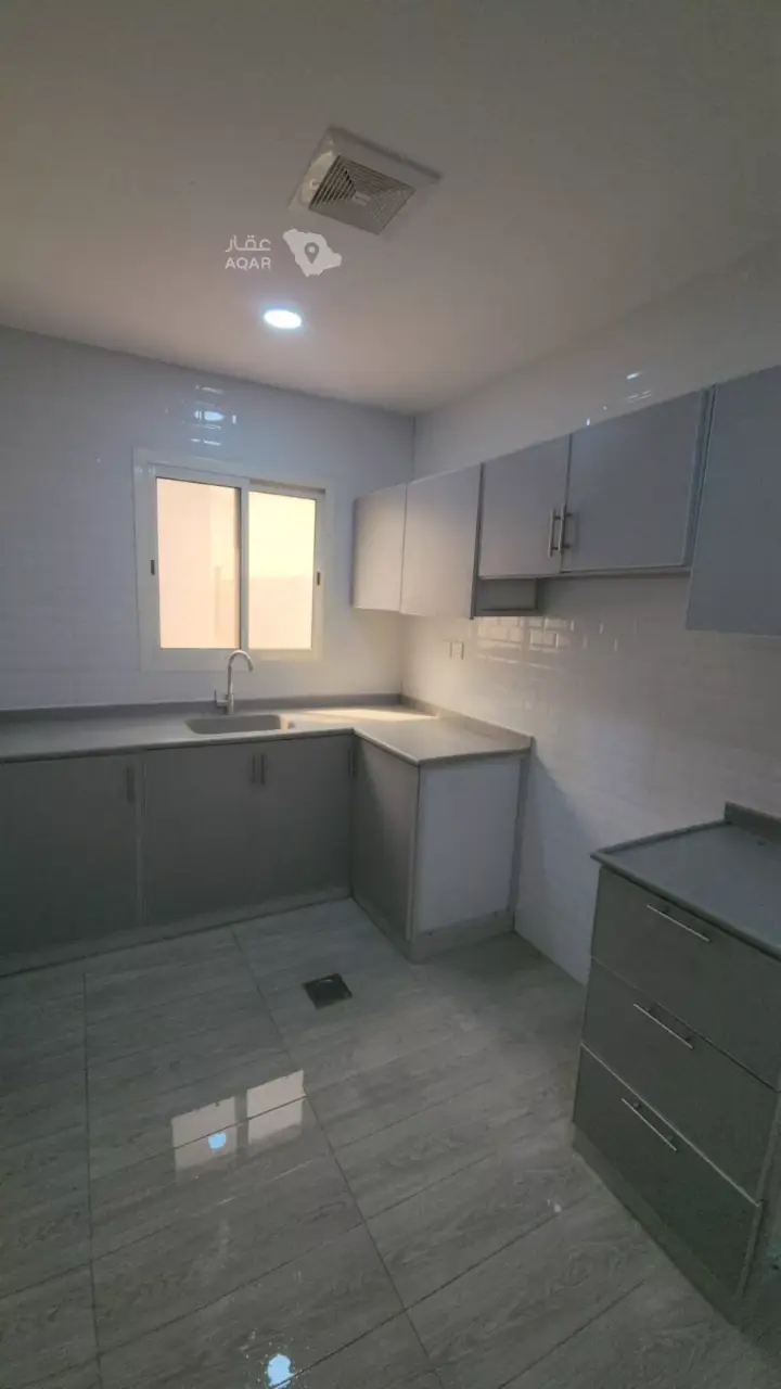 30 bedroom building in Abu Maan, Eastern Province 9