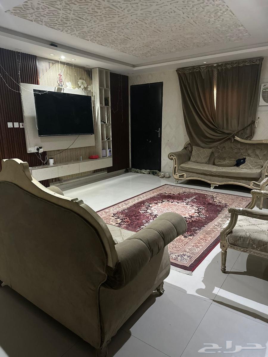 6 bedroom villa in Al Aziziyah 3