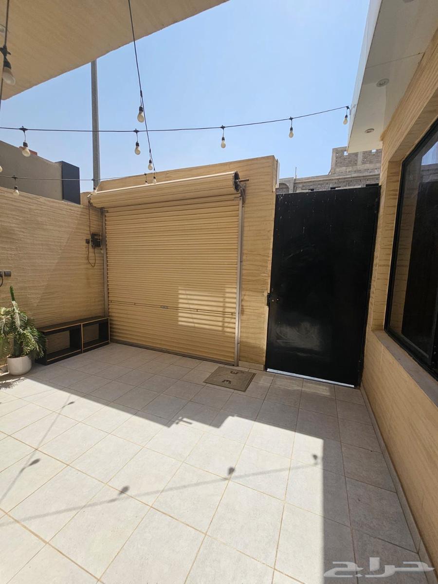 فيلا 10 غرف في الرمال 8