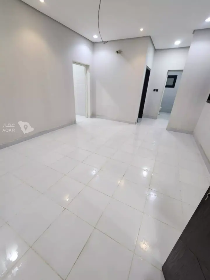 24 bedroom building in Tebah Subdivision, Eastern Province 6