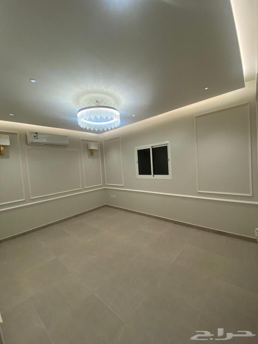 8 bedroom villa in Al Janadriyah, Riyadh 4