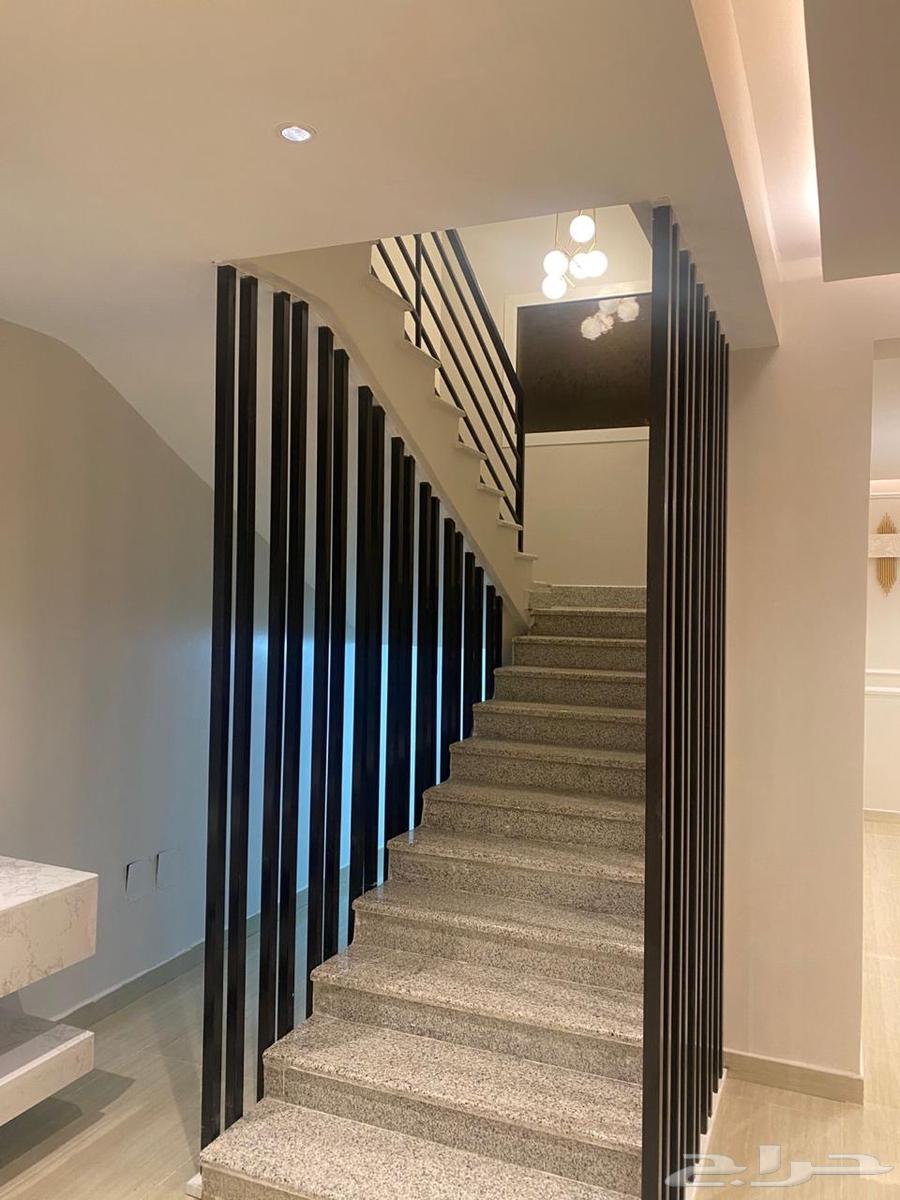 8 bedroom villa in Al Janadriyah, Riyadh 10