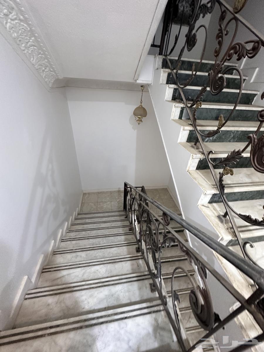 10 bedroom villa in Al Khaleej 16
