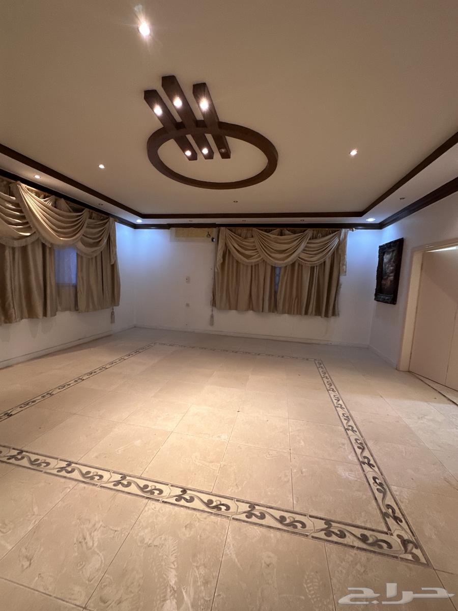 10 bedroom villa in Al Khaleej 21