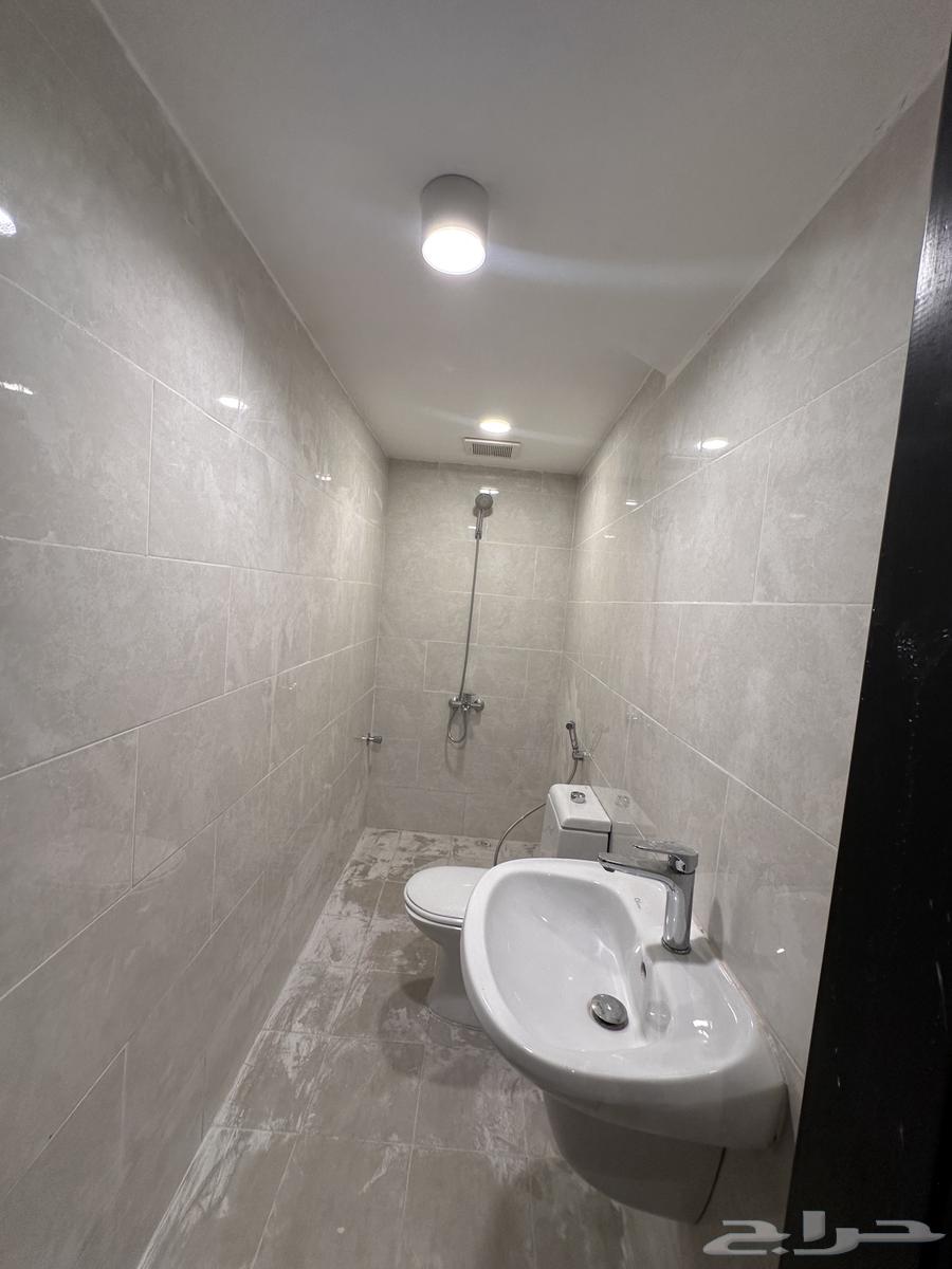 9 bedroom villa in Al Janadriyah 15