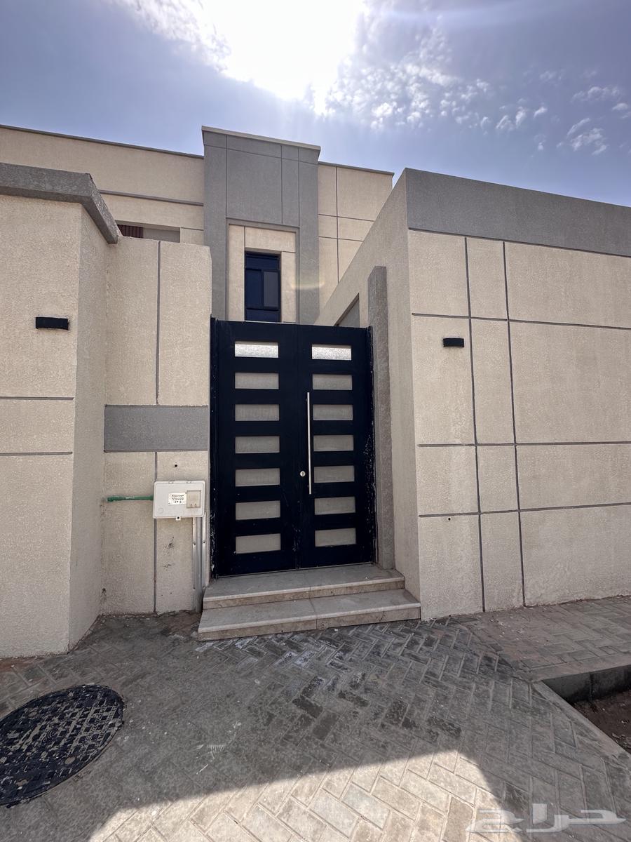 9 bedroom villa in Al Janadriyah 3