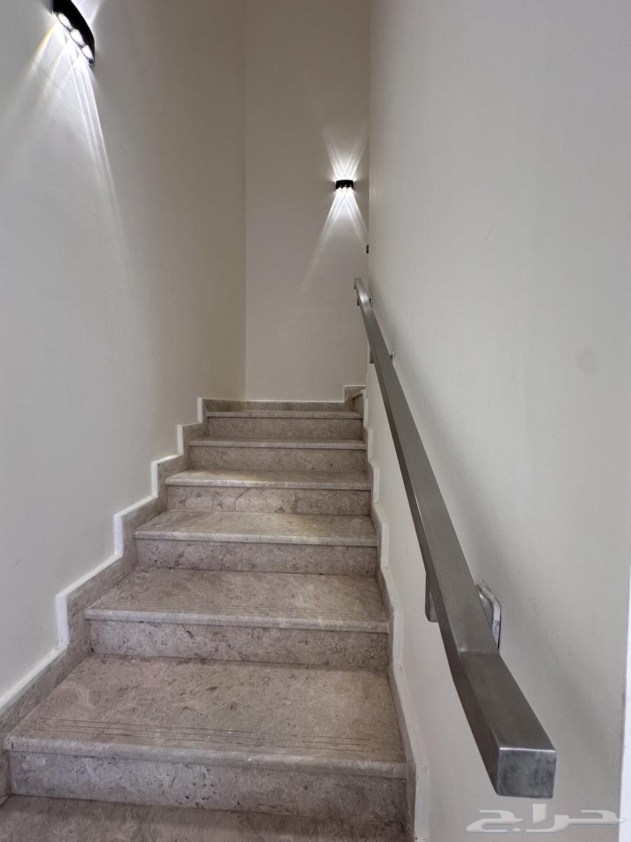 9 bedroom villa in Al Janadriyah 23
