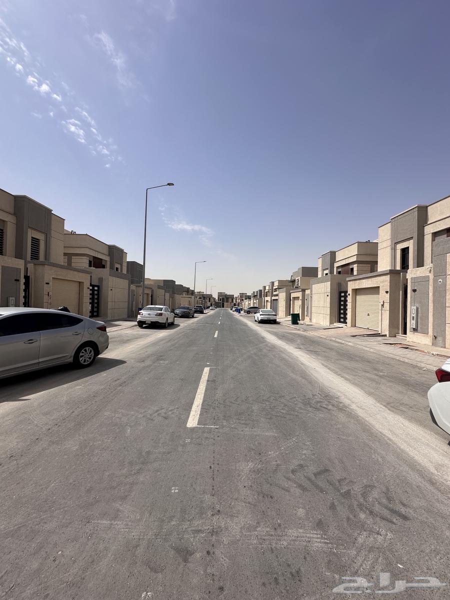 9 bedroom villa in Al Janadriyah 4