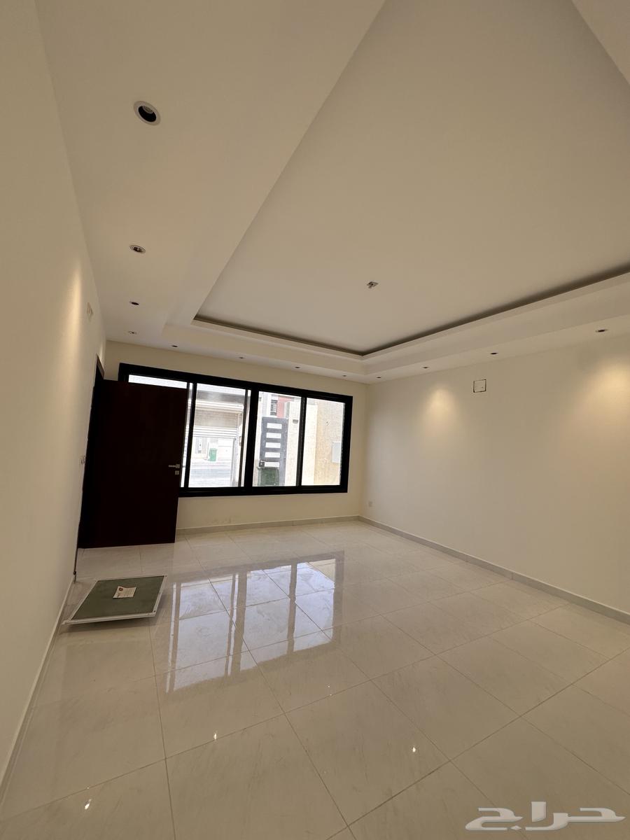 9 bedroom villa in Al Janadriyah 10