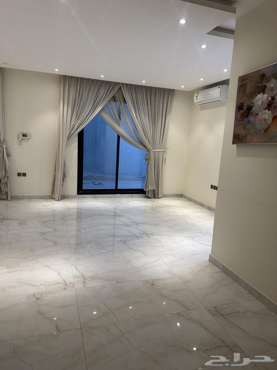5 bedroom villa in Al Aridh 4