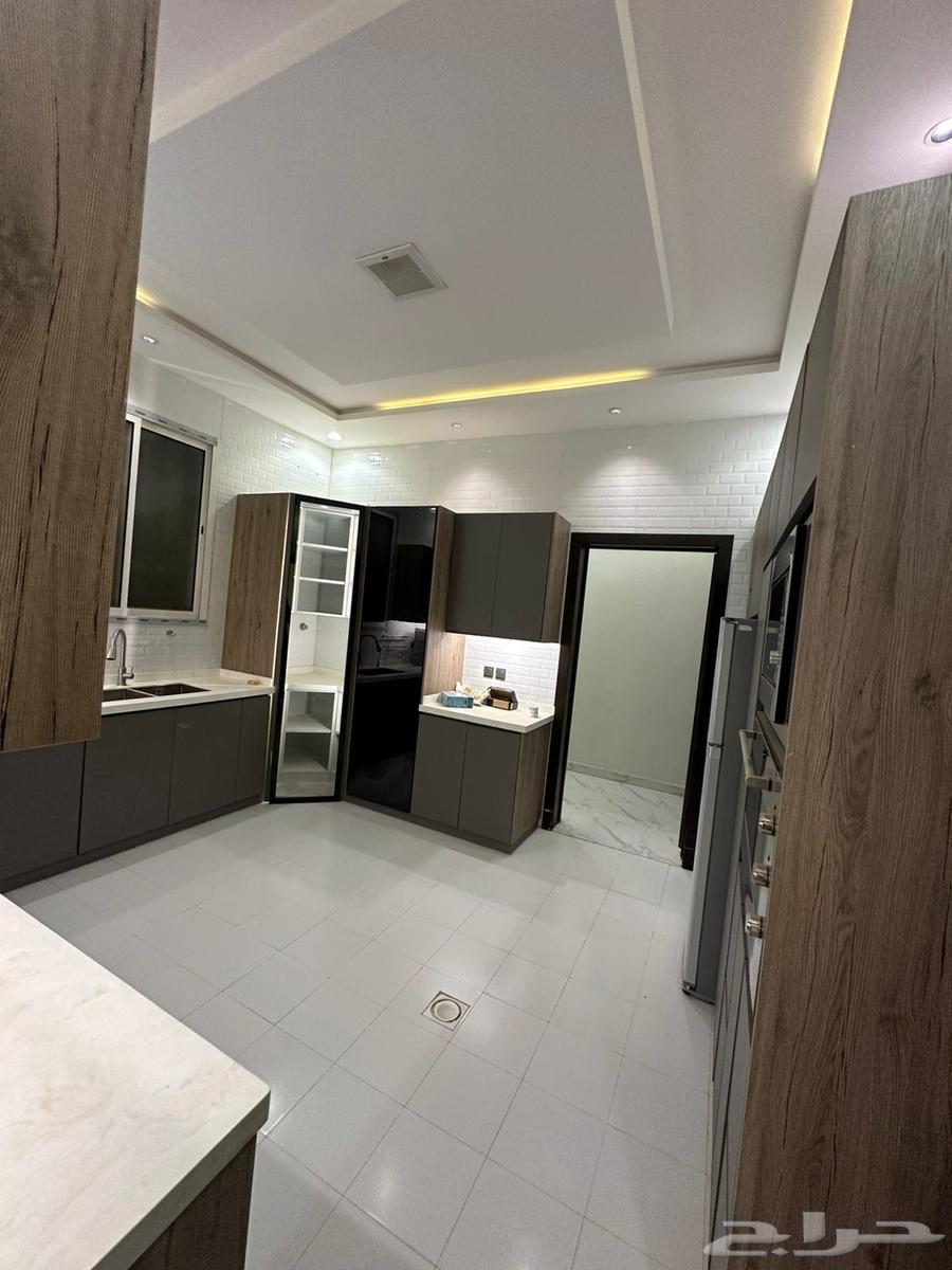 6 bedroom villa in Dahiat Namar 10
