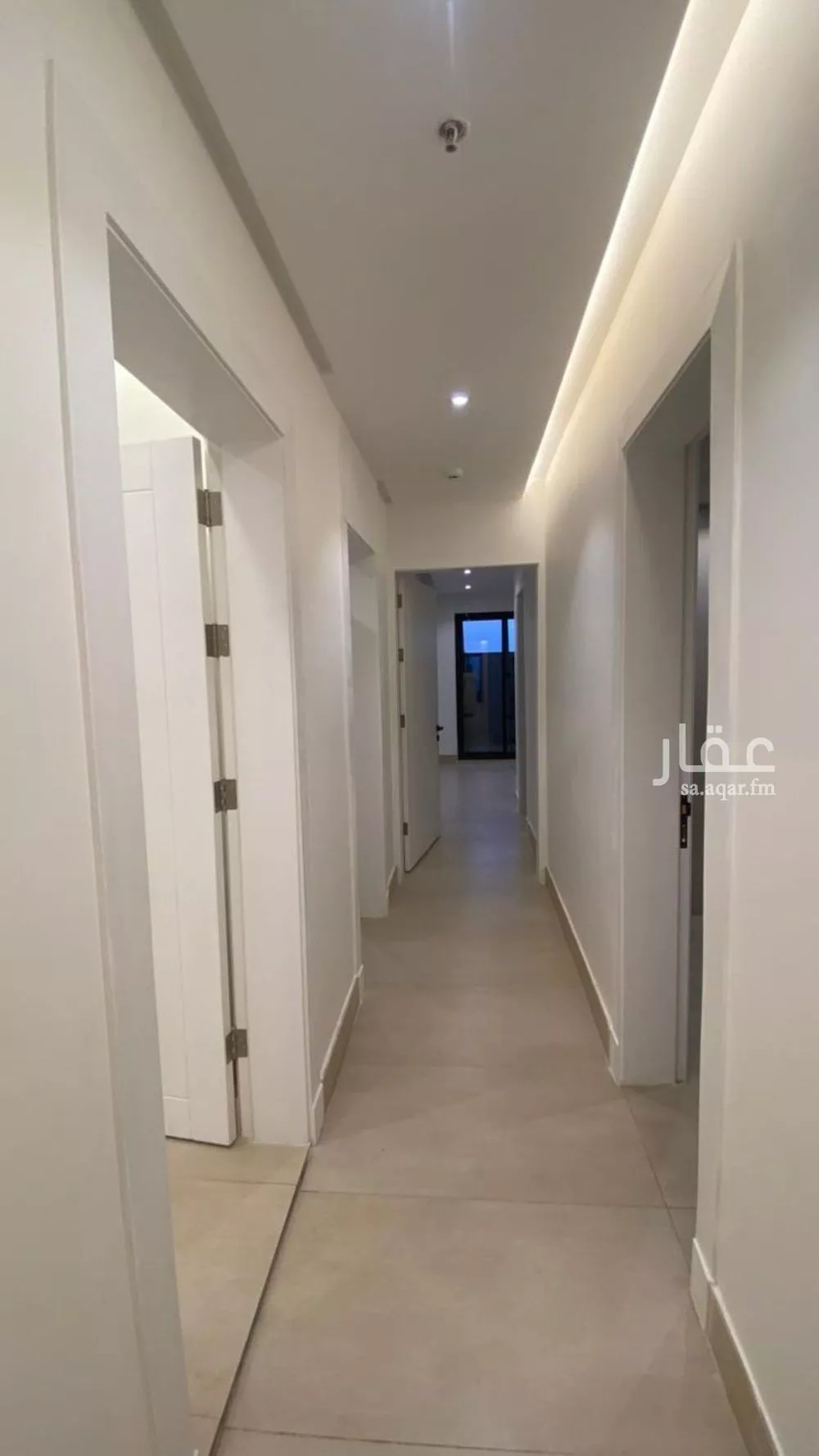 3 bedroom floor in Al Malqa 6