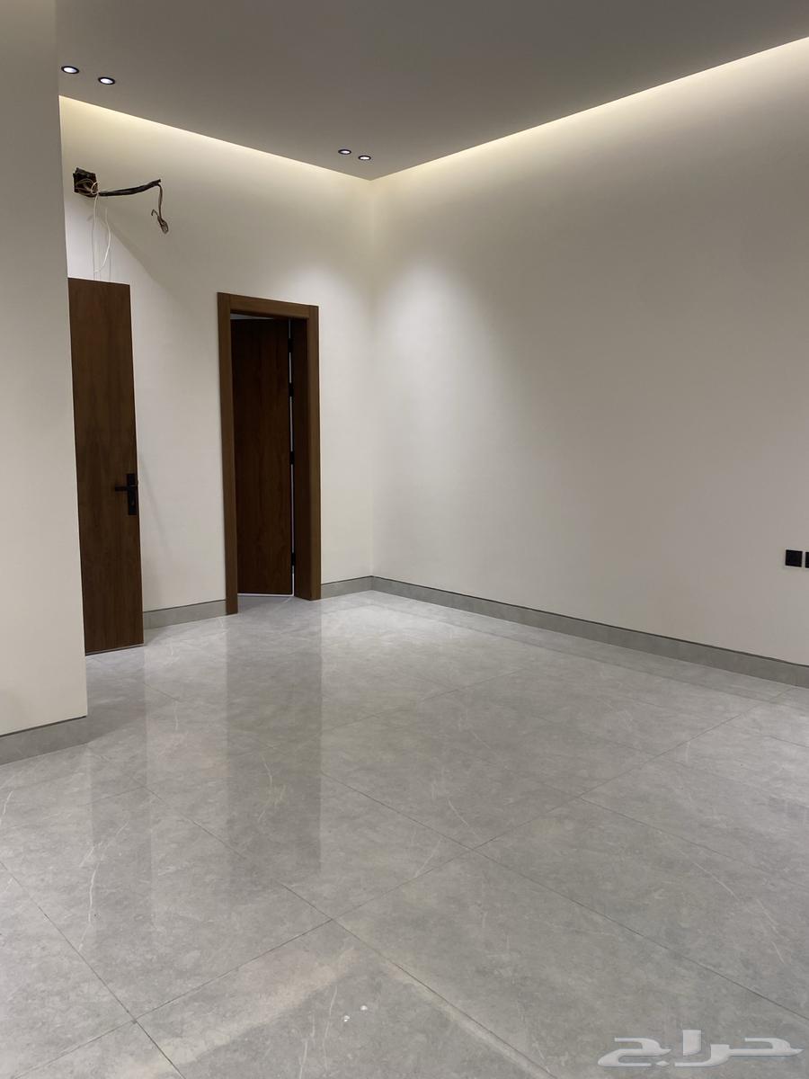 5 bedroom villa in Al Narjis 15