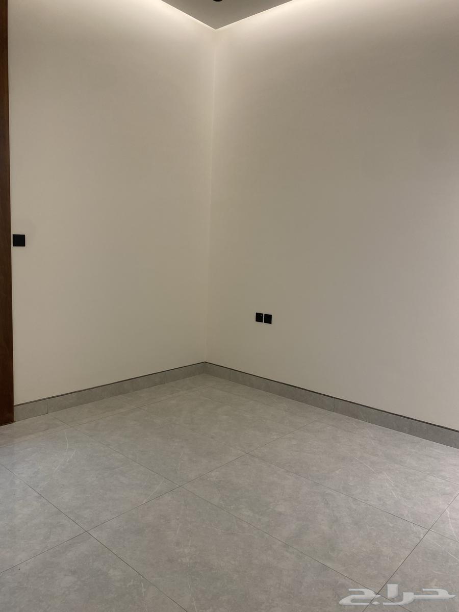 5 bedroom villa in Al Narjis 18