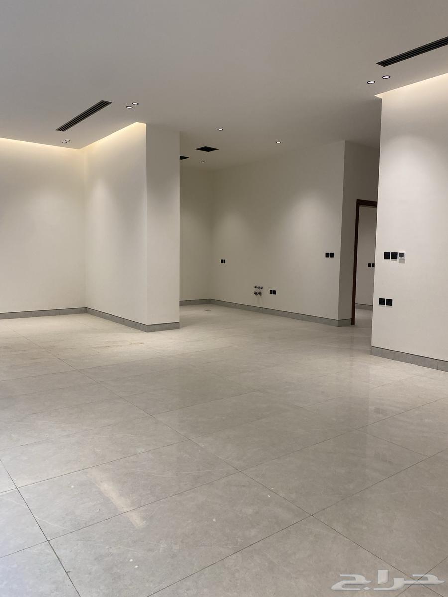 5 bedroom villa in Al Narjis 3