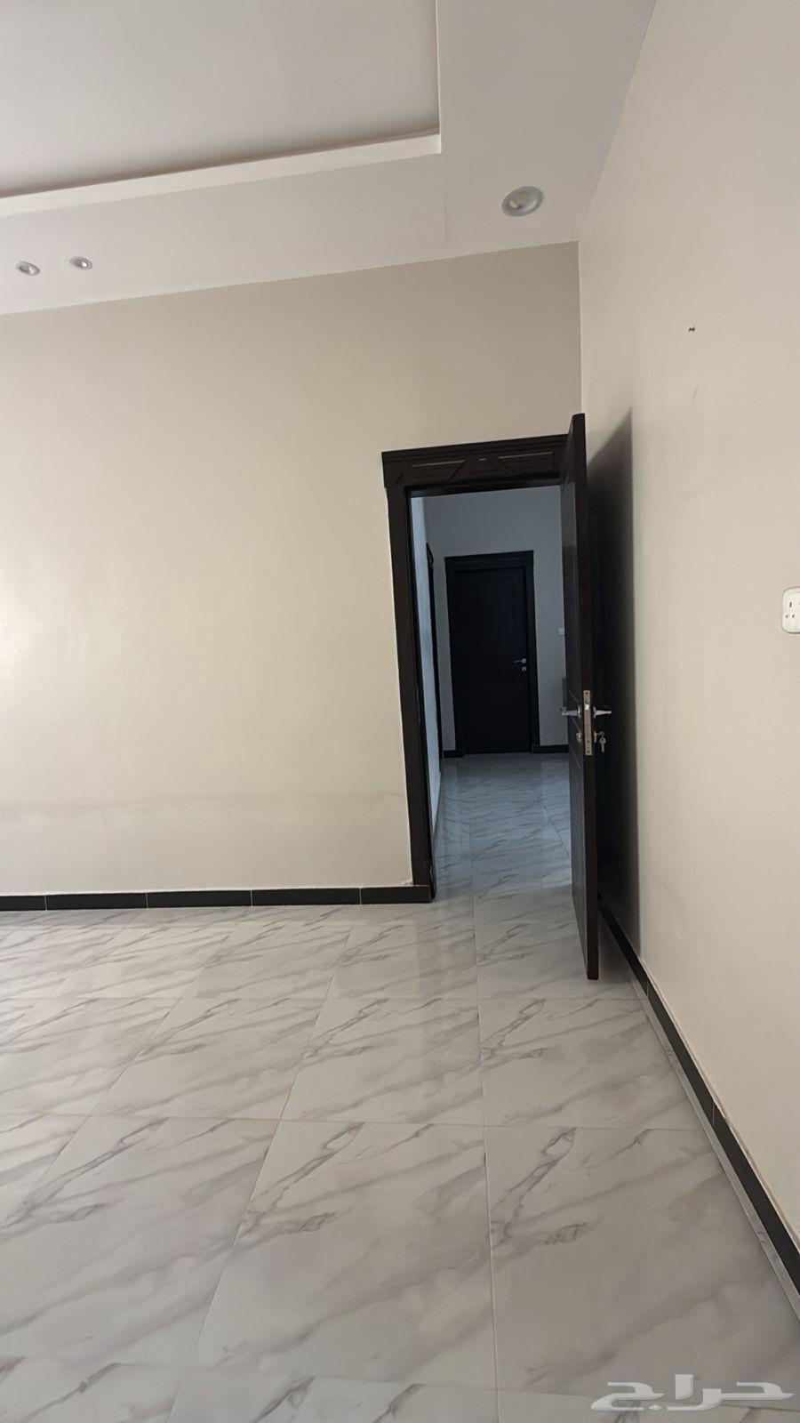 6 bedroom villa in Al Rimal 6
