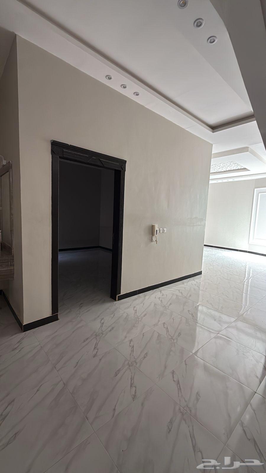 6 bedroom villa in Al Rimal 10