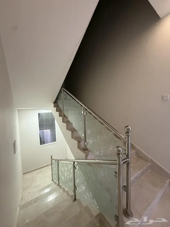 3 bedroom apartment in Ishbiliyah, Eastern Province 2