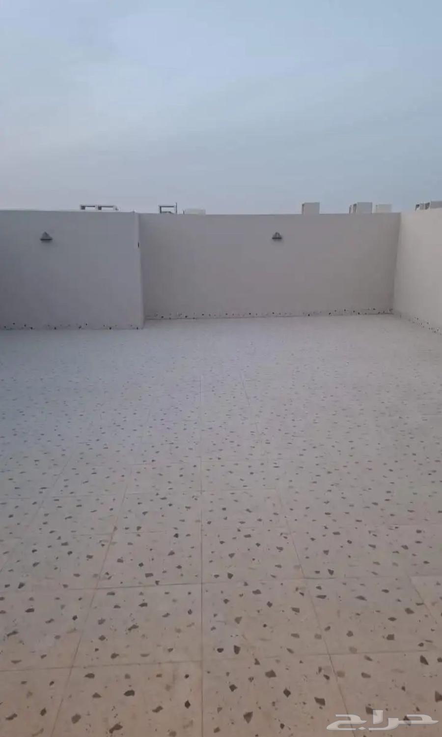 8 bedroom villa in Al Janadriyah 6