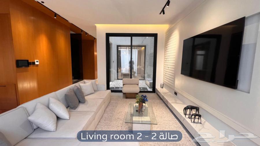 4 bedroom villa in Dhahrat Laban 7